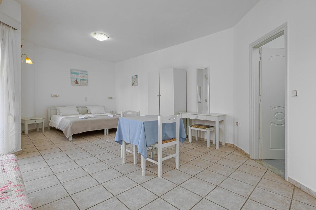 Marias Studios And Apartments Platanés エクステリア 写真
